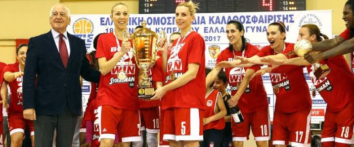 Νίκη και νταμπλ