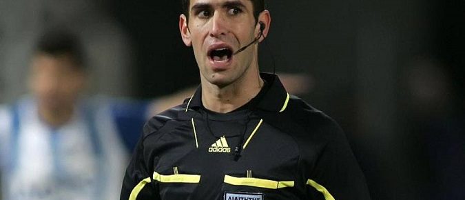 Μαϊμού το δεύτερο πέναλτι Μαϊμού το δεύτερο πέναλτι