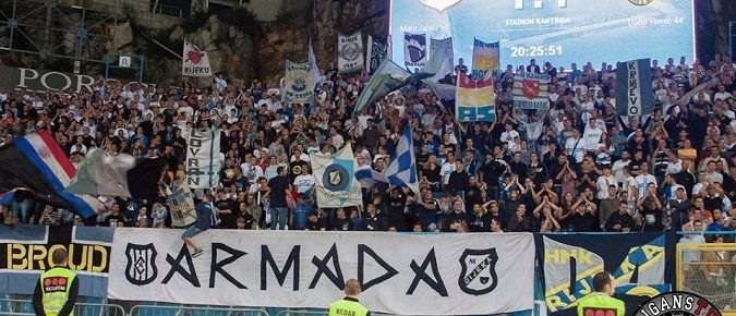 Οι οκτώ χιλιάδες και τα είκοσι τέσσερα εκατομμύρια