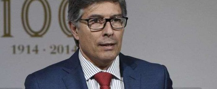 Γιατί δεν πάει ο Περέιρα;   