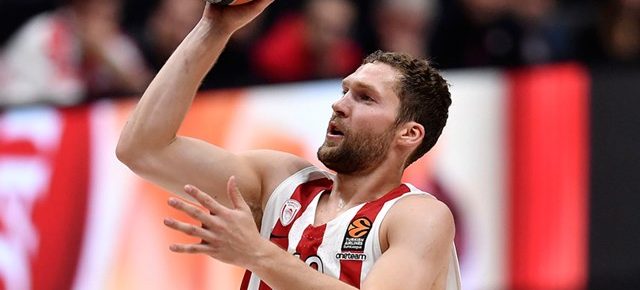 Σφίξιμο ο Giannis