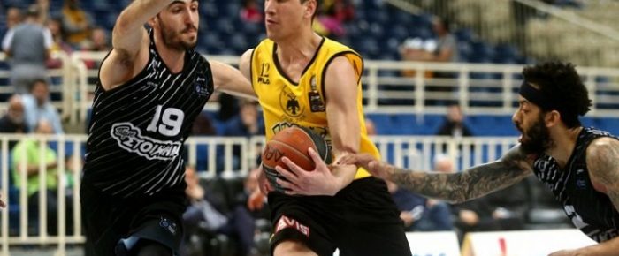 Δεν σέβονται ούτε τον προπονητή της Εθνικής