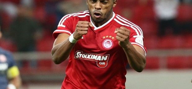 Ποιος Ερνάνι; Ποιος Ερνάνι;