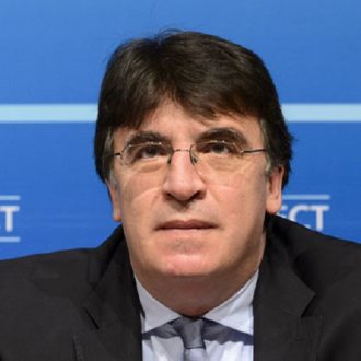 Ο κύριος Θεοδωρίδης