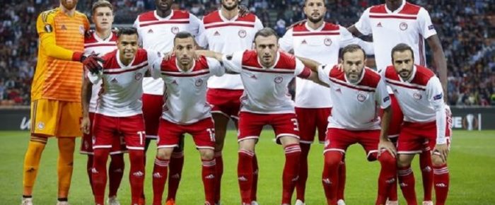 Με την… δεύτερη ομάδα Με την… δεύτερη ομάδα