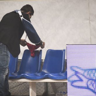 Λευκή πετσέτα μέχρι τέλους