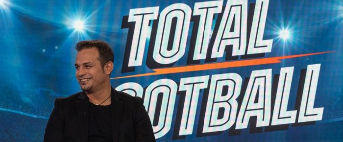 Πρόεδρος της ΕΠΟ ο Ντέμης; Σοβαρευτείτε