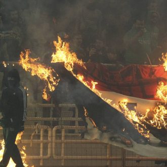 Πιάστε τους τραμπούκους