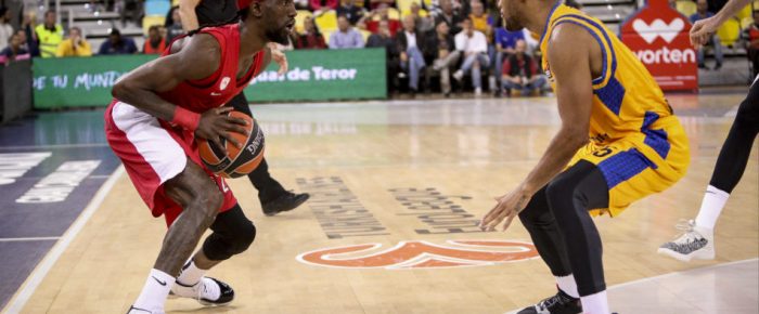 Απολύστε τον Μπλατ