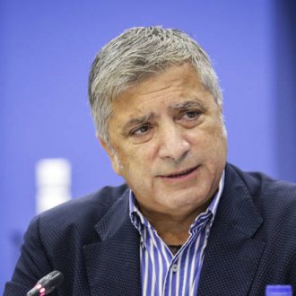 “Πληρώνει” για εκλογικούς αντιπροσώπους