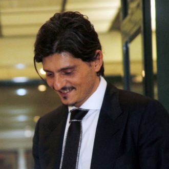Βάζελοι: Οι κότες δεν θέλουν να παίξουμε Βάζελοι: Οι κότες δεν θέλουν να παίξουμε