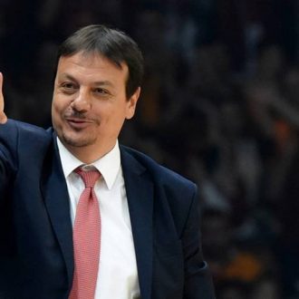 Αταμάν: Προπονηταράς Αταμάν: Προπονηταράς