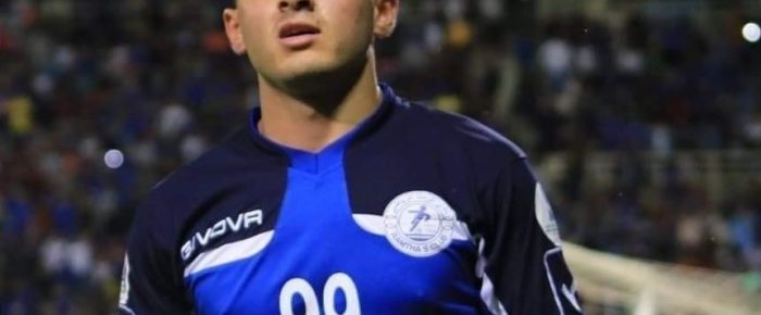 Βρωμάει του Σαραράζ Βρωμάει του Σαραράζ