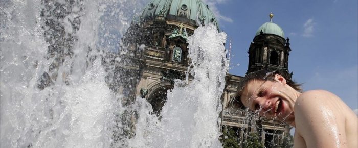 Βουτιές στα συντριβάνια Βουτιές στα συντριβάνια