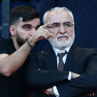 Κάτω τα χέρια από την Κυριακή Κάτω τα χέρια από την Κυριακή