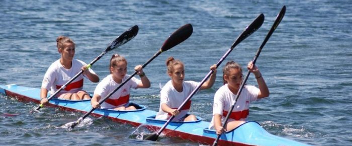 Αντωνάκη, σε έρεψαν οι κωπηλάτισσες