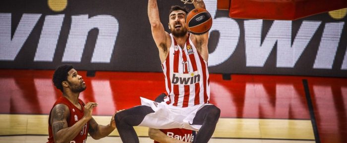 Πάει και ο Μιλουτίνοφ