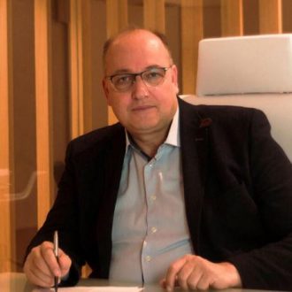 Φως: “Δημοσκόπηση” υπέρ του Coffee Island Φως: “Δημοσκόπηση” υπέρ του Coffee Island