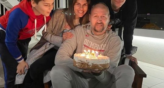 Μια φορά Ολυμπιακός, πάντα Ολυμπιακός