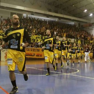 Χάντμπολ: Μεγάλη παράγκα