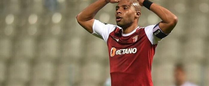 Μαρτίνς: Αυτόν θέλει Μαρτίνς: Αυτόν θέλει