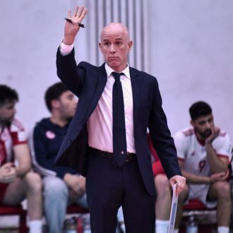 Μουνιόθ: Τα διέλυσε όλα
