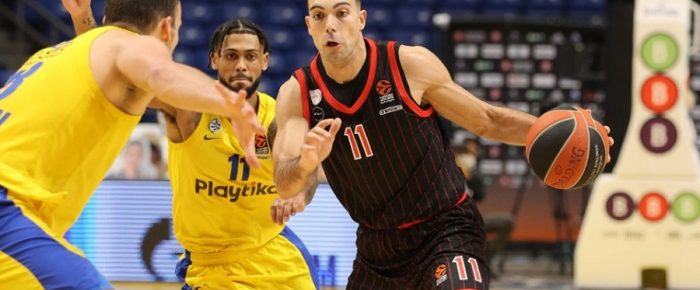 Κώστας με τα όλα του