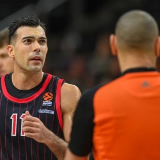 Είναι πολύ μ@λάκες