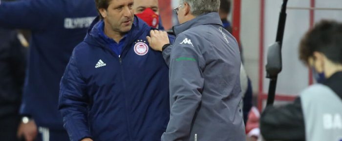 Στη θάλασσα του Πειραιά