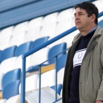 «Καλύτερα σουβλάκια, παρά ρουφιάνος»