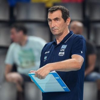 O Ανδρεόπουλος ακόμα κλαίει το 1-4 O Ανδρεόπουλος ακόμα κλαίει το 1-4