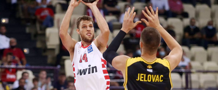 Μοιράζει 25άρες