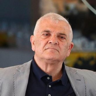 Ο Μπούσης αγοράζει την ΑΕΚ