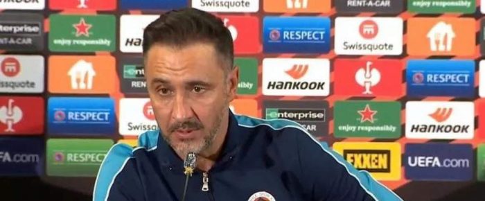 Συμπαγής στο κέντρο