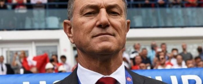 Τον πρώην προπονητή του Αζερμπαϊτζάν Τον πρώην προπονητή του Αζερμπαϊτζάν