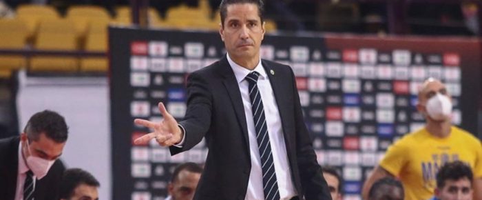 Σφαιρόπουλος: Του πήρε την ταυτότητα