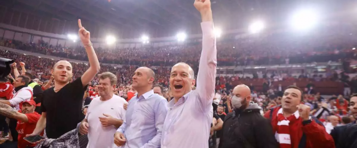 «Παράνοια», τα έμαθες τα νέα;