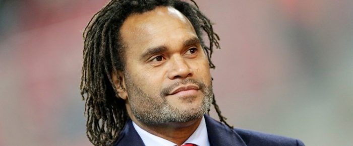 Φεύγει (και) ο Καρεμπέ