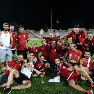 Ο πρωταθλητής και οι πουθενάδες