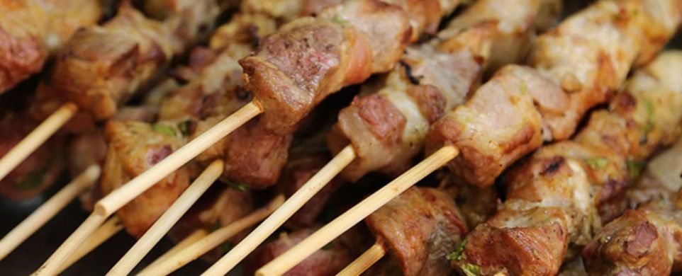 Σήμερα που είχε πολλά σουβλάκια Σήμερα που είχε πολλά σουβλάκια