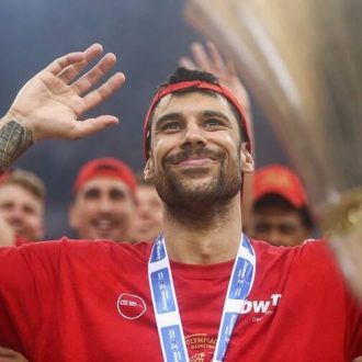 Χθες ο Γιώργος. Σήμερα ο Μουσταφά