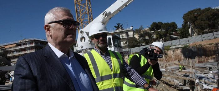 Είσαι ΑΕΚ: Δεν σου μιλάω γιατί δεν σε βλέπω