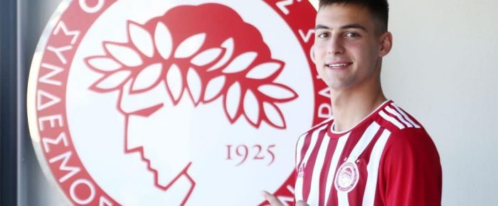 Παράσημο στον Μίτσελ Παράσημο στον Μίτσελ