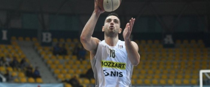 Σχεδόν απαρατήρητοι