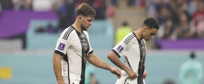 Auf Wiedersehen γερμανοτσολιάδες Auf Wiedersehen γερμανοτσολιάδες