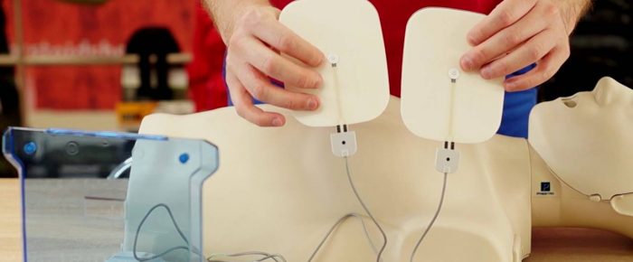 Έναν απινιδωτή, ρε αλήτες Έναν απινιδωτή, ρε αλήτες