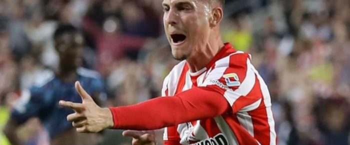 Δεν το πολυσκέφτηκε Δεν το πολυσκέφτηκε