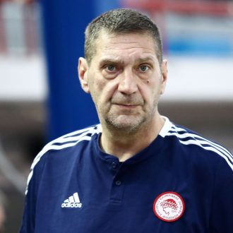 Στο καλό και να μην μας γράφεις