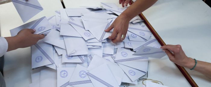 Έλληνες: Μην αυτοκτονήσετε στις κάλπες