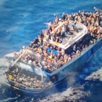 Λιμενικό: Τους άφησε και πνίγηκαν Λιμενικό: Τους άφησε και πνίγηκαν
